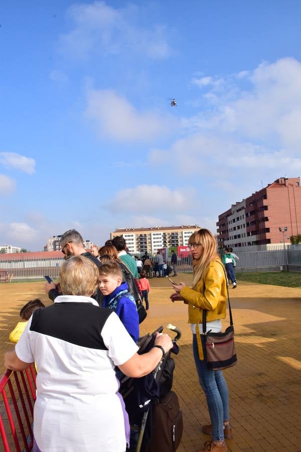 La Jefatura Superior de Policía de La Rioja celebró ayer su jornada de puertas abiertas, especialemente dedicada a los niños.