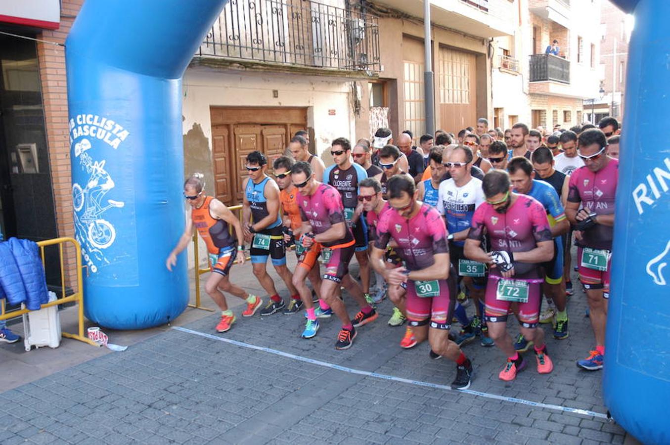 Imágenes del V duatlón disputado en Rincón de Soto el domingo.