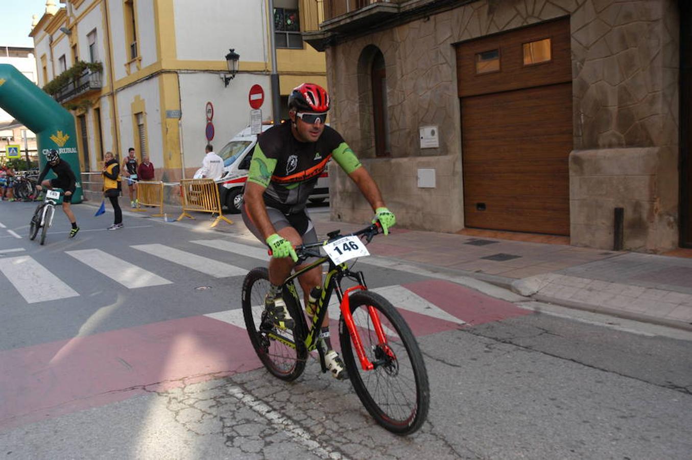 Imágenes del V duatlón disputado en Rincón de Soto el domingo.