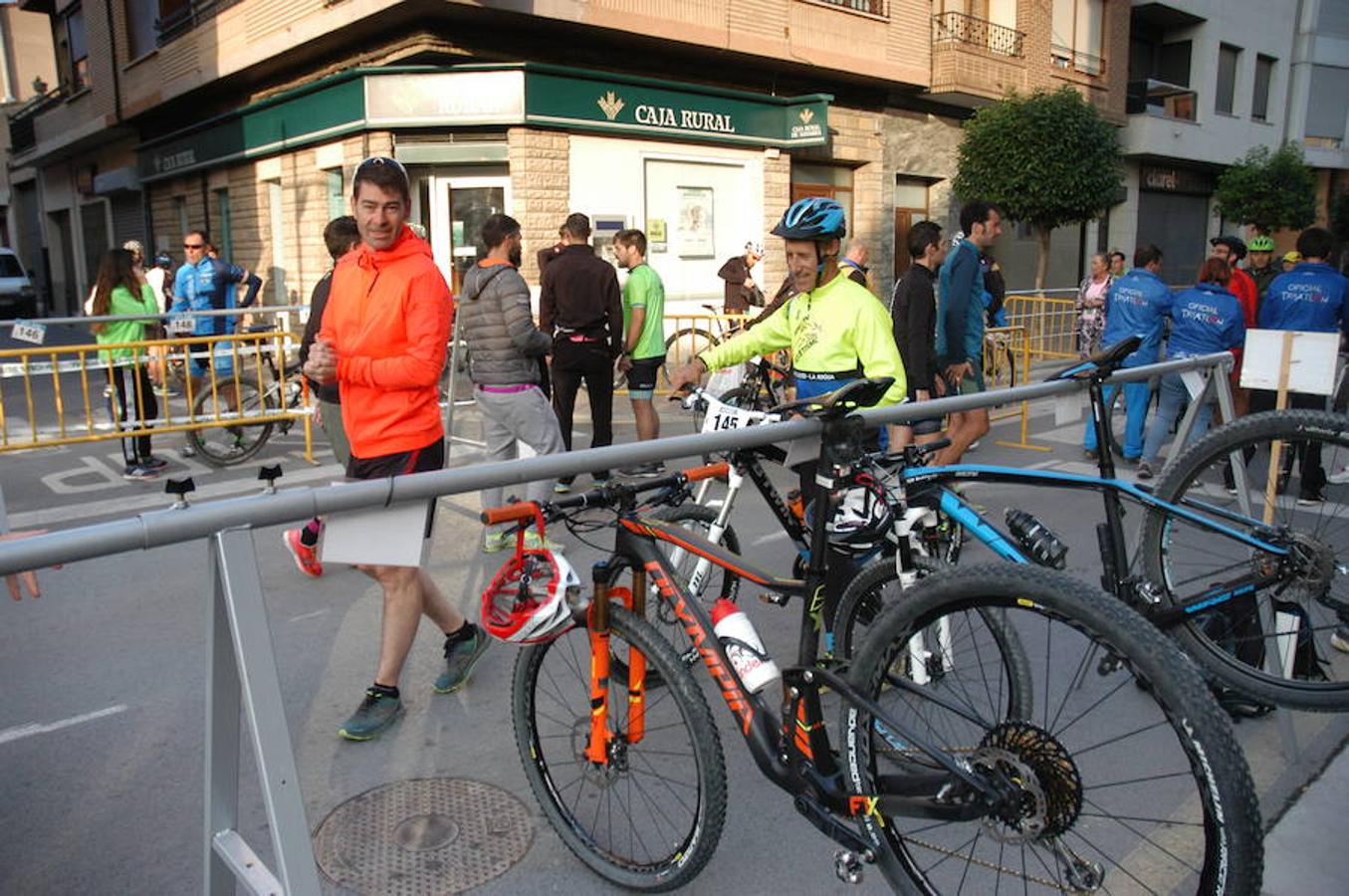 Imágenes del V duatlón disputado en Rincón de Soto el domingo.