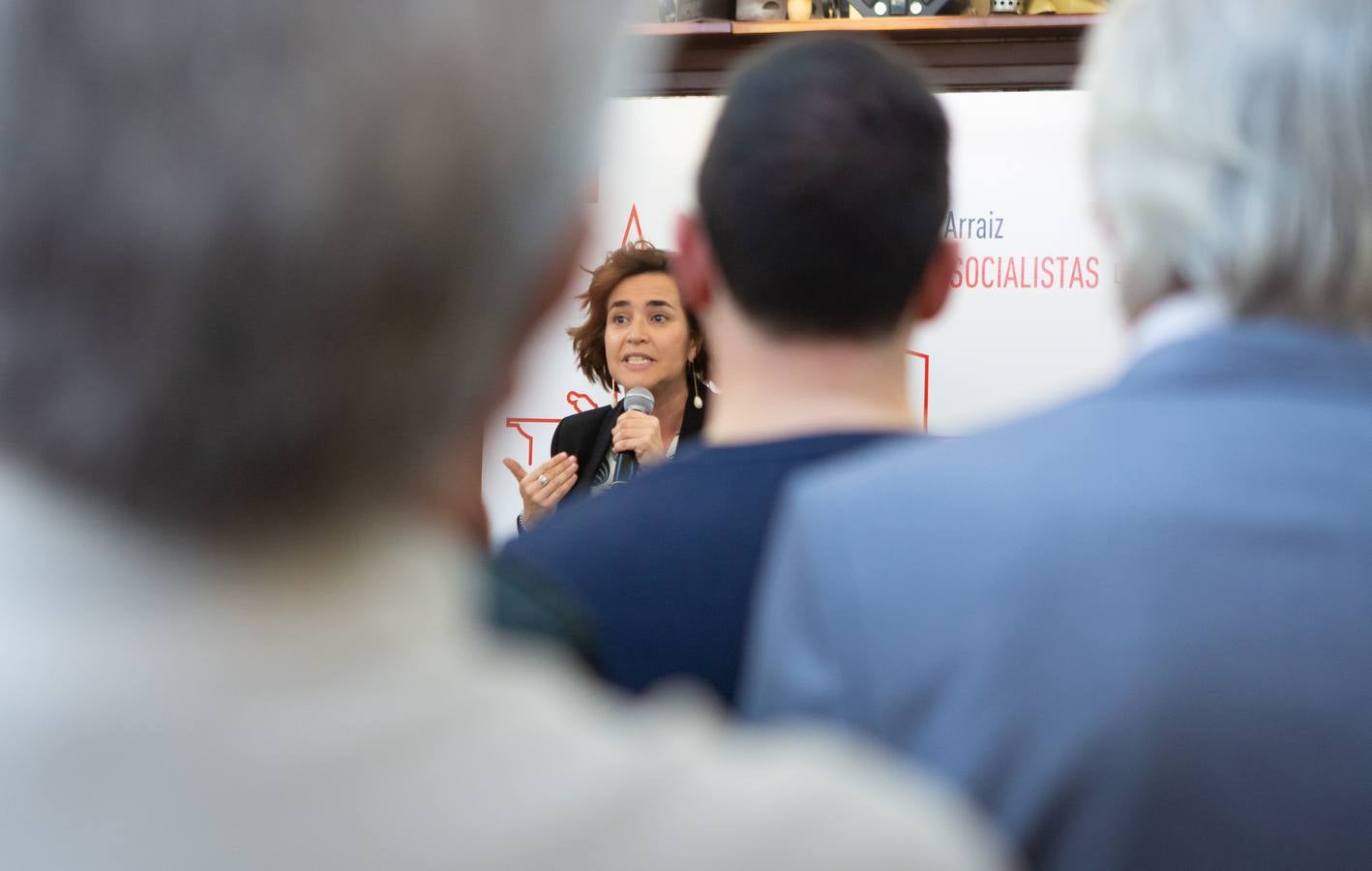 La socialista presenta su candidatura a encabezar la lista del PSOE a la Alcaldía de Logroño