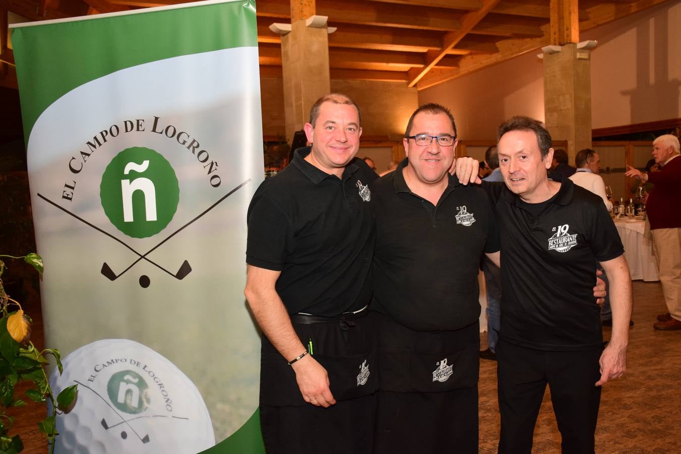 Tras la jornada de golf se pudo disfrutar de una cata d dos vinose de Bodegas Altanza