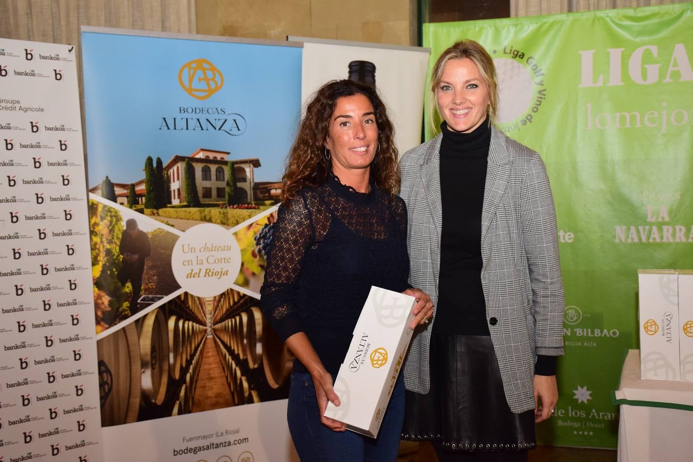 Entrega de premios a los ganadores del Torneo Bodegas Altanza, de la Liga de Golf y Vino de lomejordelvinoderioja.com.