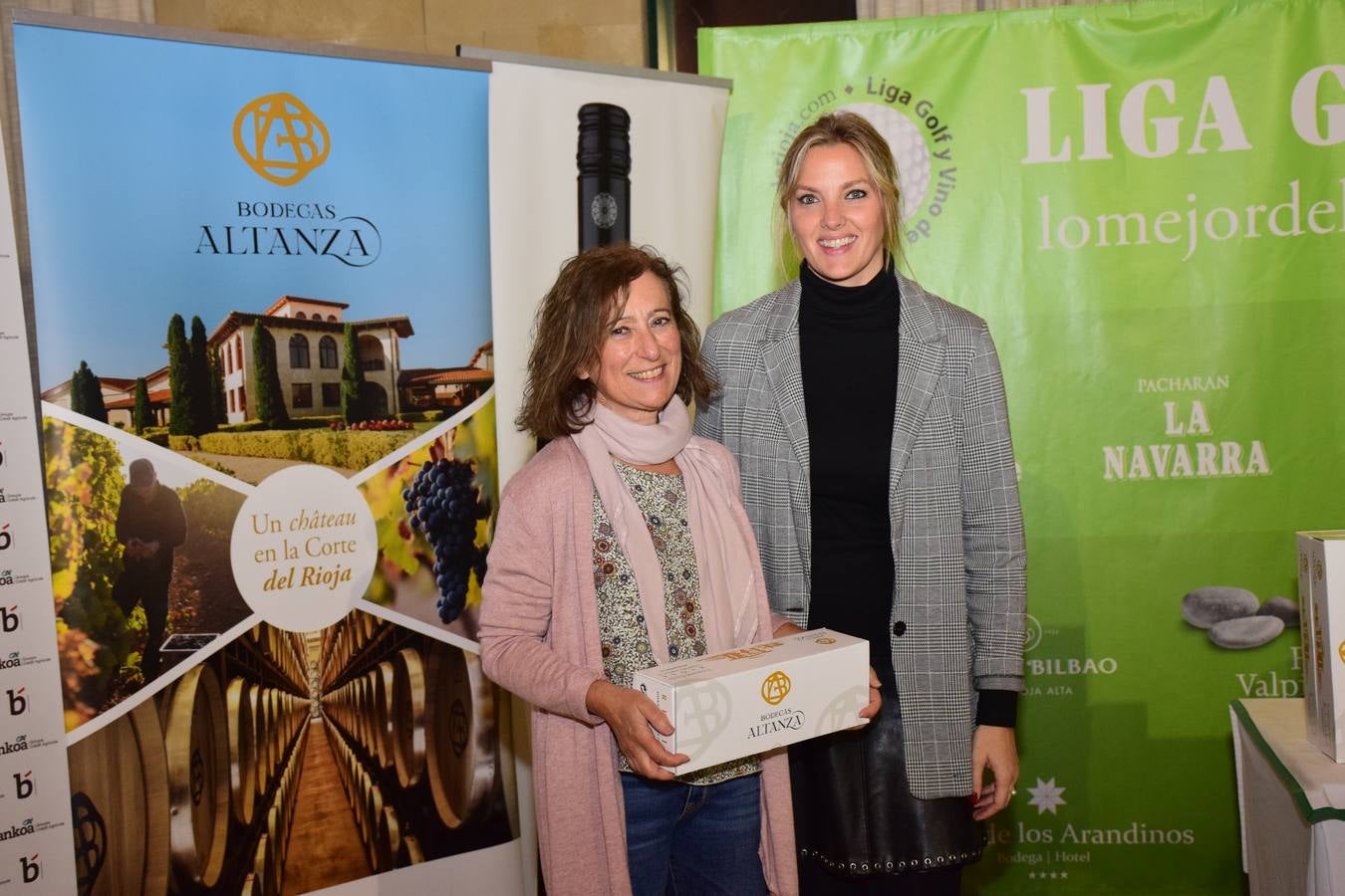 Entrega de premios a los ganadores del Torneo Bodegas Altanza, de la Liga de Golf y Vino de lomejordelvinoderioja.com.