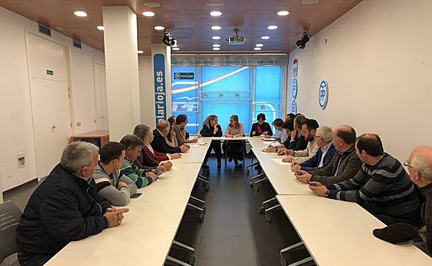 Reunión de la Comisión de Desarrollo Rural y Medio Ambiente del Partido Popular de La Rioja. 