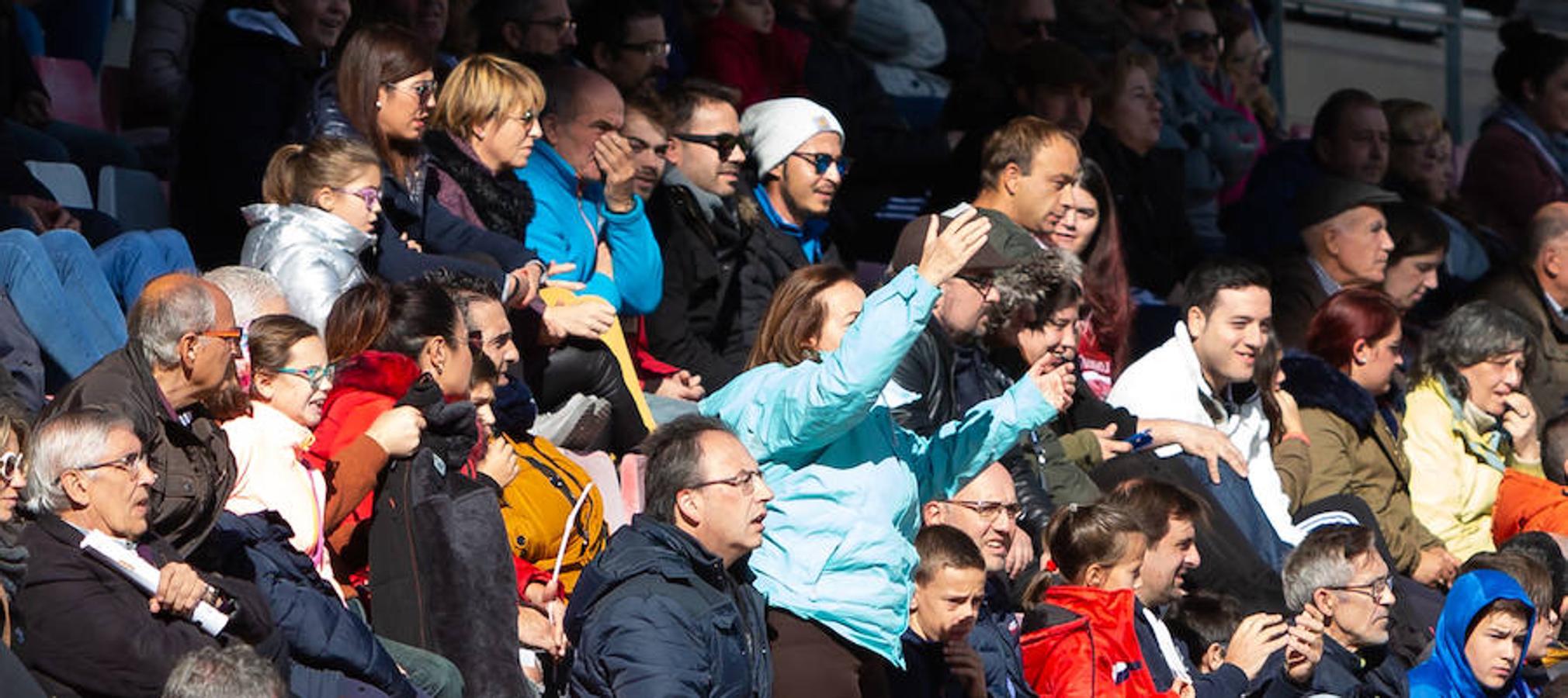 El EDF recupera la sonrisa después de ganar al Huelva en Las Gaunas por 2-0 y encadenar su segudo triunfo de año. Toca disfrutar.