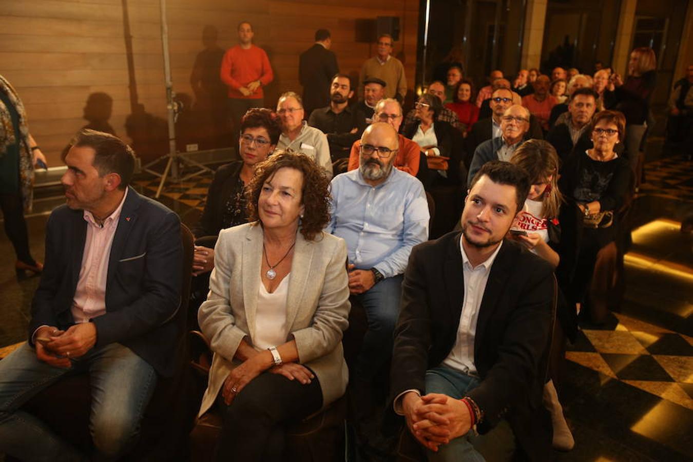 El ministro de Fomento, José Luis Ábalos ha intervenido en un acto del PSOE en La Rioja, junto a su secretario general, Francisco Ocón, y la secretaria federal de Mundo Rural y portavoz del Grupo Parlamentario Socialista, Concepción Andreu en el restaurante Delicatto de Logroño.