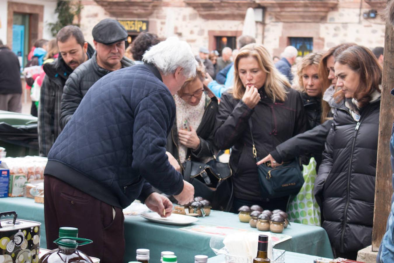 Imágenes de las XXVII Jornadas Micológicas, organizadas por la asociación Amigos de Ezcaray