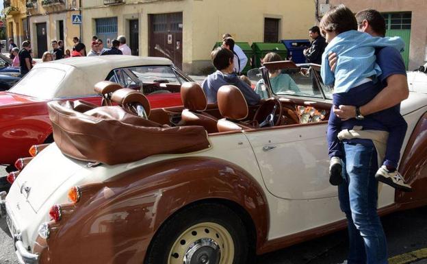 Concentración de coches clásicos.