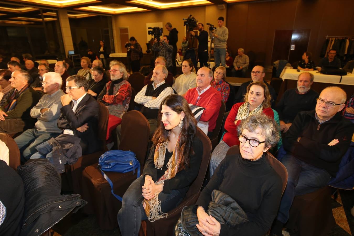 Ha presentado su candidatura a la Presidencia de La Rioja en un acto al que ha asistido la vicepresidenta del Gobierno central, Carmen Calvo