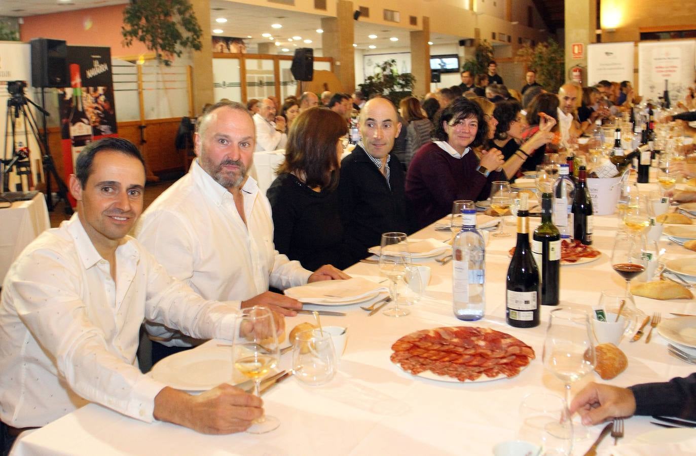 La Liga de Golf y Vino terminón con una cena alla que asistieron jugadores, organización y patrocinadores.