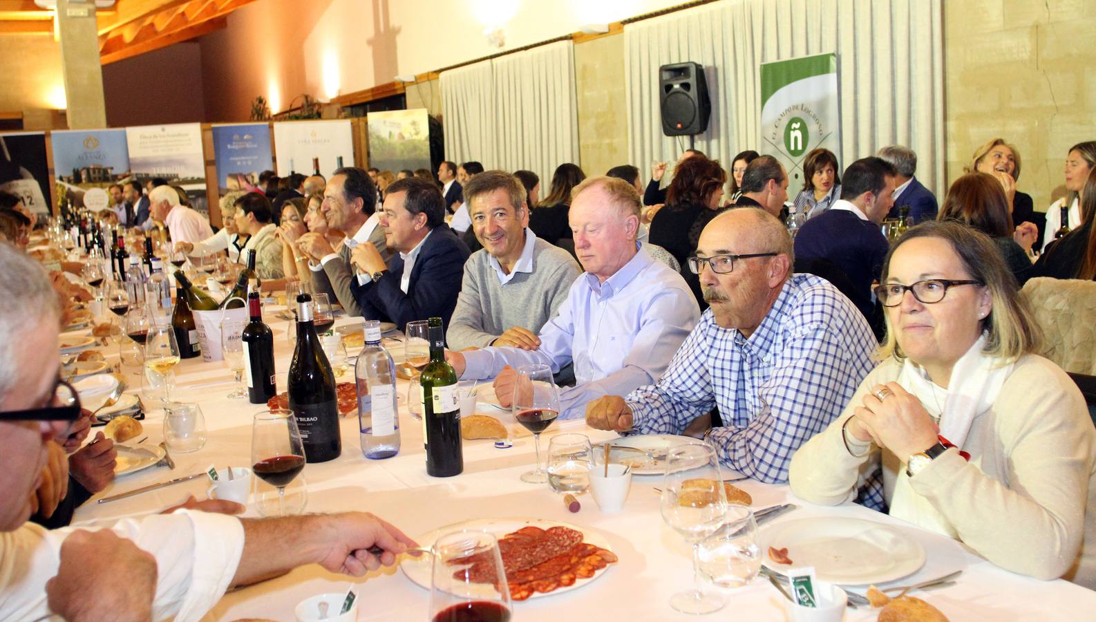 La Liga de Golf y Vino terminón con una cena alla que asistieron jugadores, organización y patrocinadores.