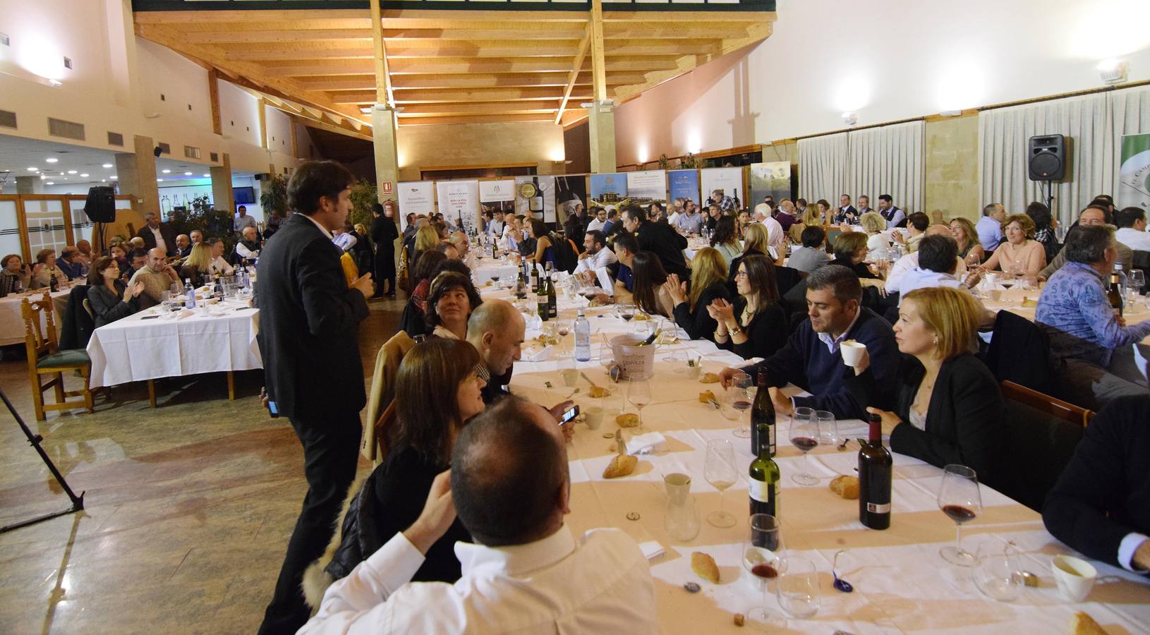 La Liga de Golf y Vino terminón con una cena alla que asistieron jugadores, organización y patrocinadores.