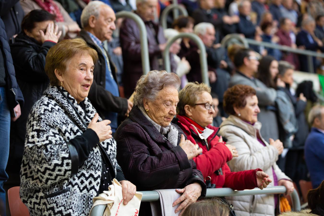 Fervor y fe en la misa de E untes.