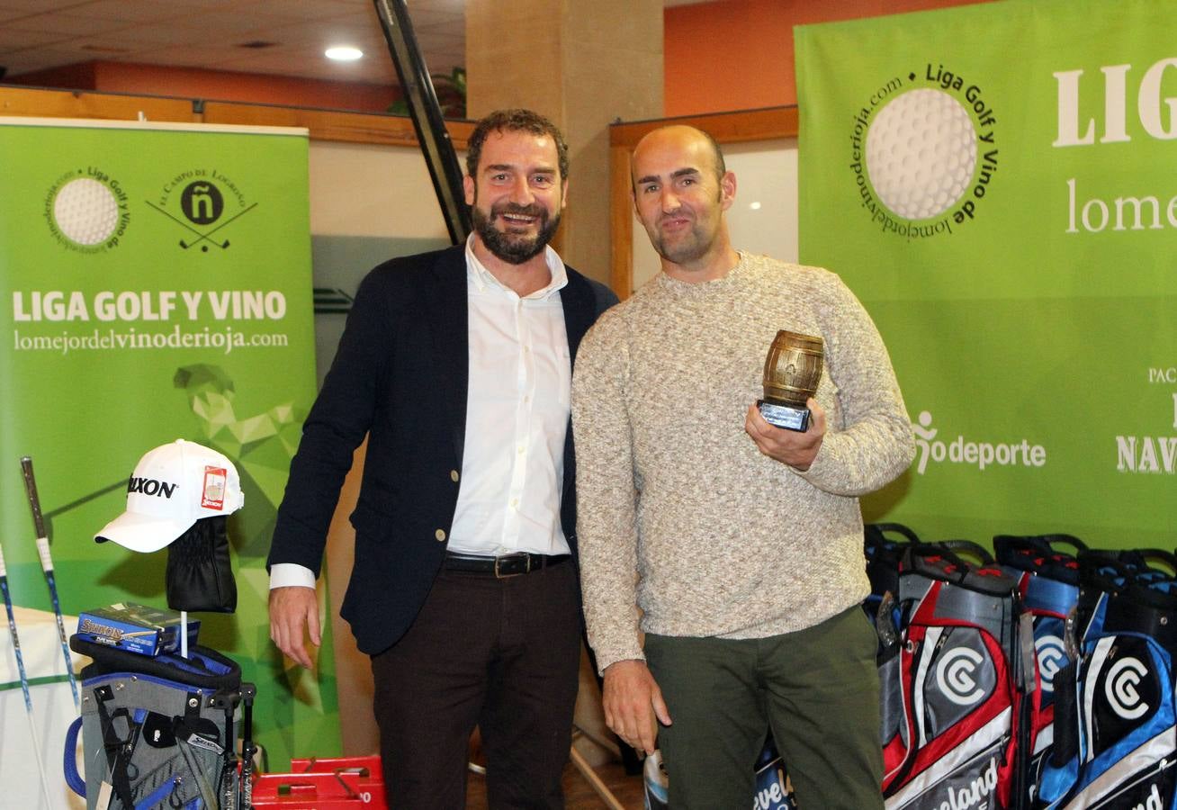 Tras la cena, los ganadores recibieron sus premios.