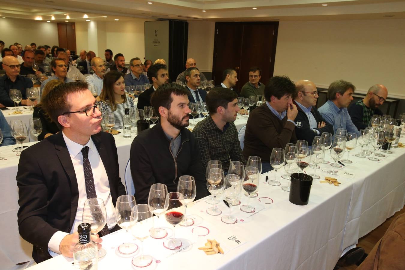 Lleno en la cata de lomejordelvinoderioja.com