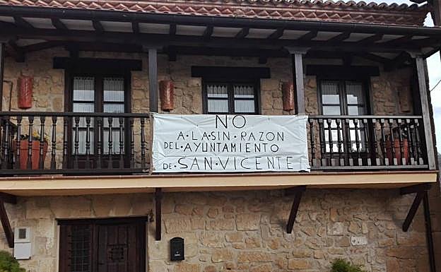 Imagen principal - Vecinos de Rivas de Tereso, en guerra contra el Ayuntamiento de San Vicente por una fuente