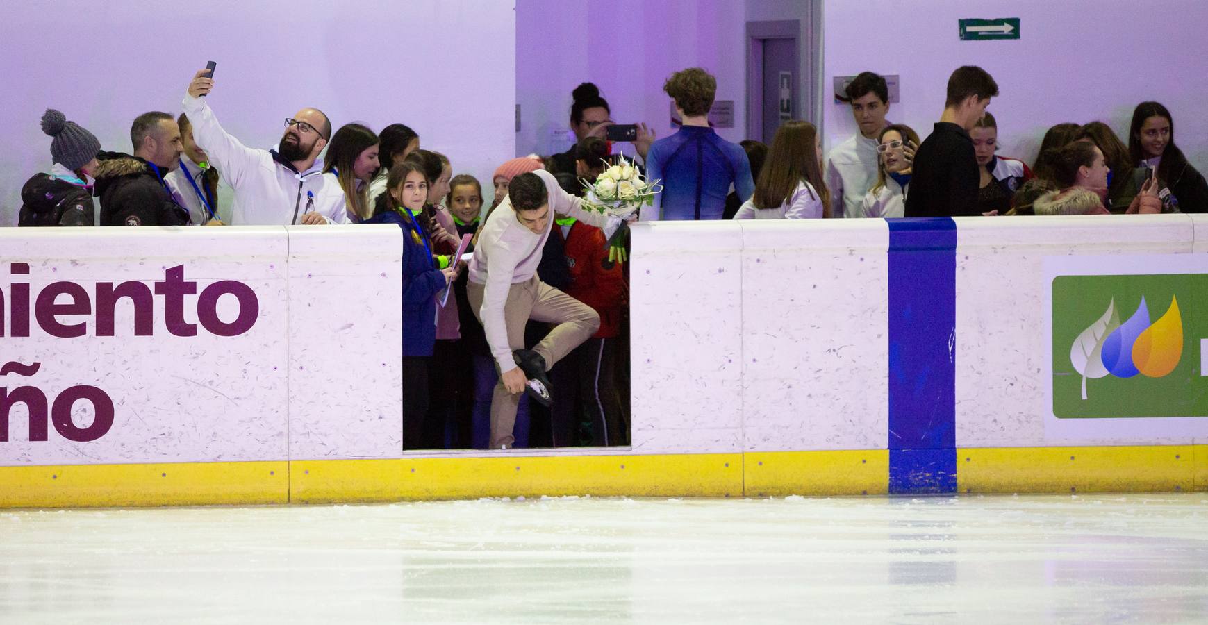 El patinador madrileño llenó Lobete para su exhibición de despedida.