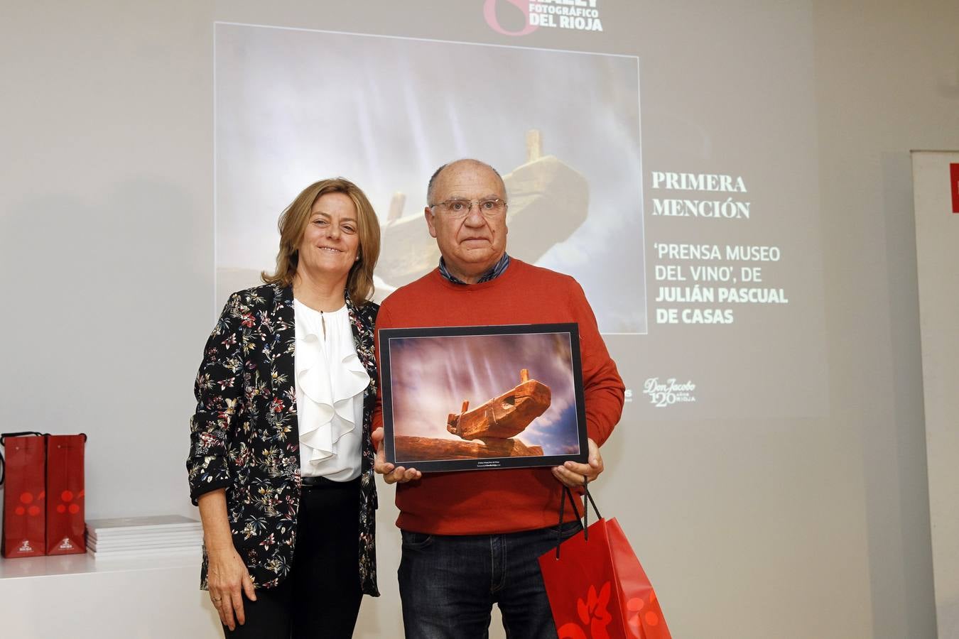 Los ganadores de la octava edición del Rally recibieron sus premios y disfrutaron de un vino de Rioja entre amigos..