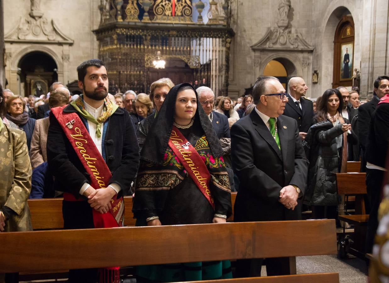 Gamarra pide amparo a la Virgen de la Esperanza para erradicar la violencia contra mujeres