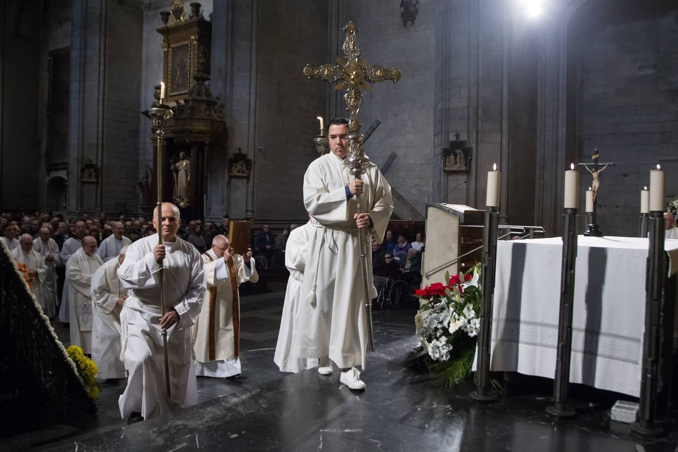 Gamarra pide amparo a la Virgen de la Esperanza para erradicar la violencia contra mujeres