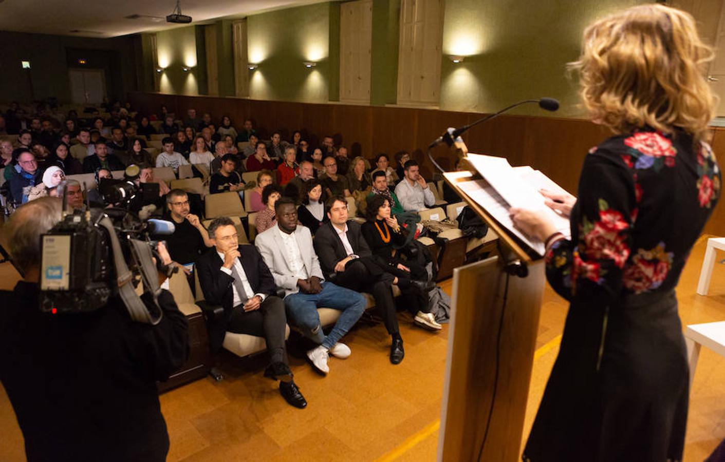 La Biblioteca de La Rioja acogió una jornada de sensibilización con motivo del Día Internacional del Migrante