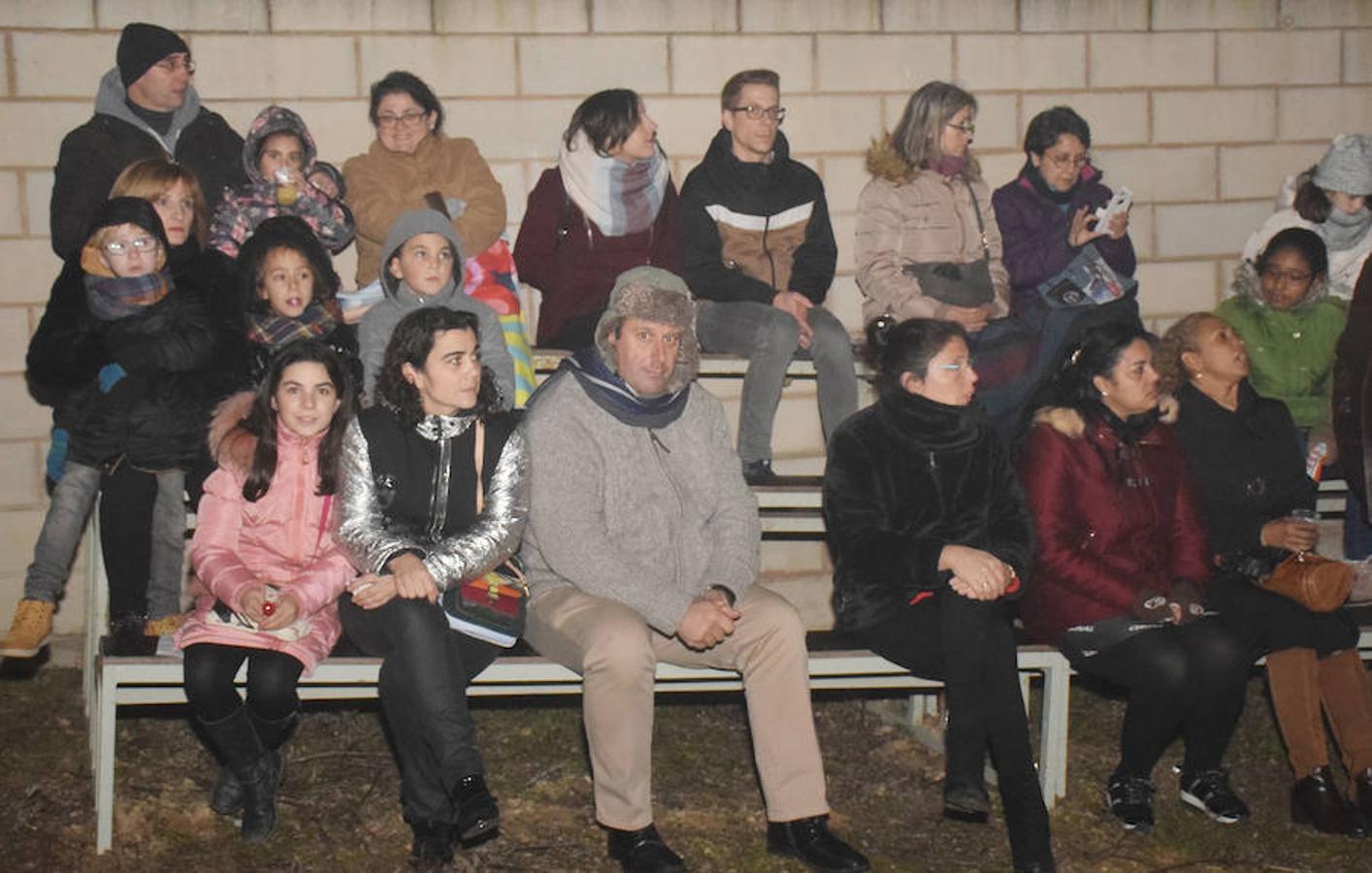 Más de 150 vecinos escenificaron en el Monte Viso el Nacimiento de Jesús, en una cita que cumple 48 años