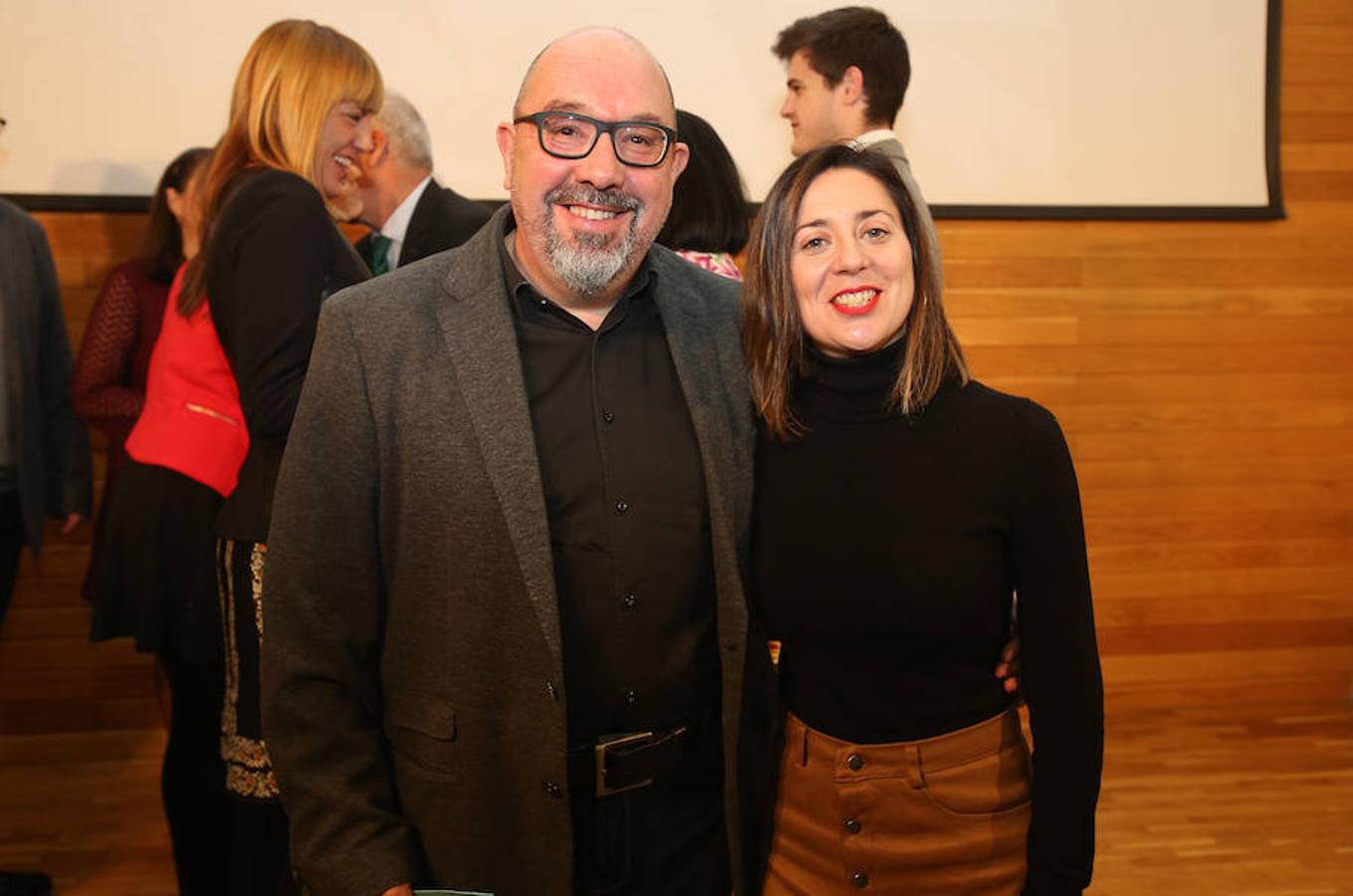 Los periodistas de Diario LA RIOJA Pablo García y Pilar Hidalgo han sido los ganadores del VI Premio José Lumbreras por sus trabajos sobre ETA y el Camero Viejo