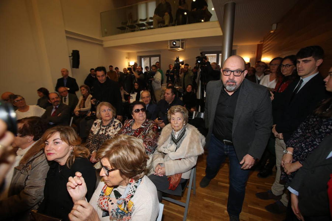 Los periodistas de Diario LA RIOJA Pablo García y Pilar Hidalgo han sido los ganadores del VI Premio José Lumbreras por sus trabajos sobre ETA y el Camero Viejo