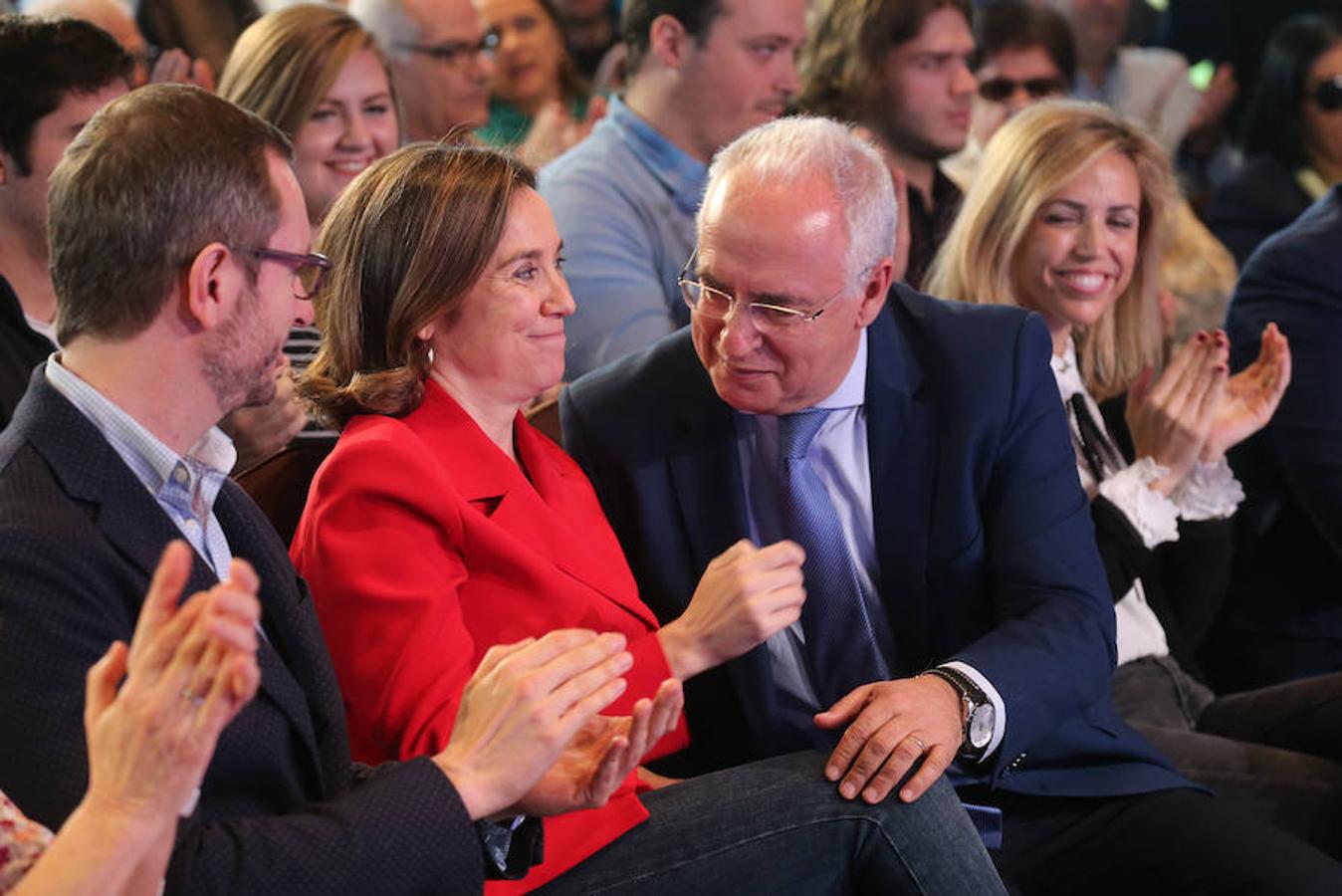 El presidente del PP presentó a José Ignacio Ceniceros y Cuca Gamarra como candidatos a presideir el Gobierno de La Rioja y la alcaldía de Logroño en el que puede catalogarse como primer acto de campaña de los populares para las elecciones del 2019