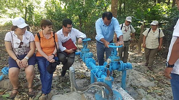 Médicos Mundi de La Rioja impulsó un proyecto de agua potable para familias rurales en el municipio de La Libertad, en El Salvador. 