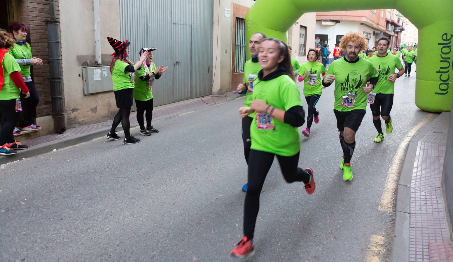 Los dos atletas que habían vencido por la mañana en Navarrete repiten triunfo en una prueba con más de 1.800 atletas