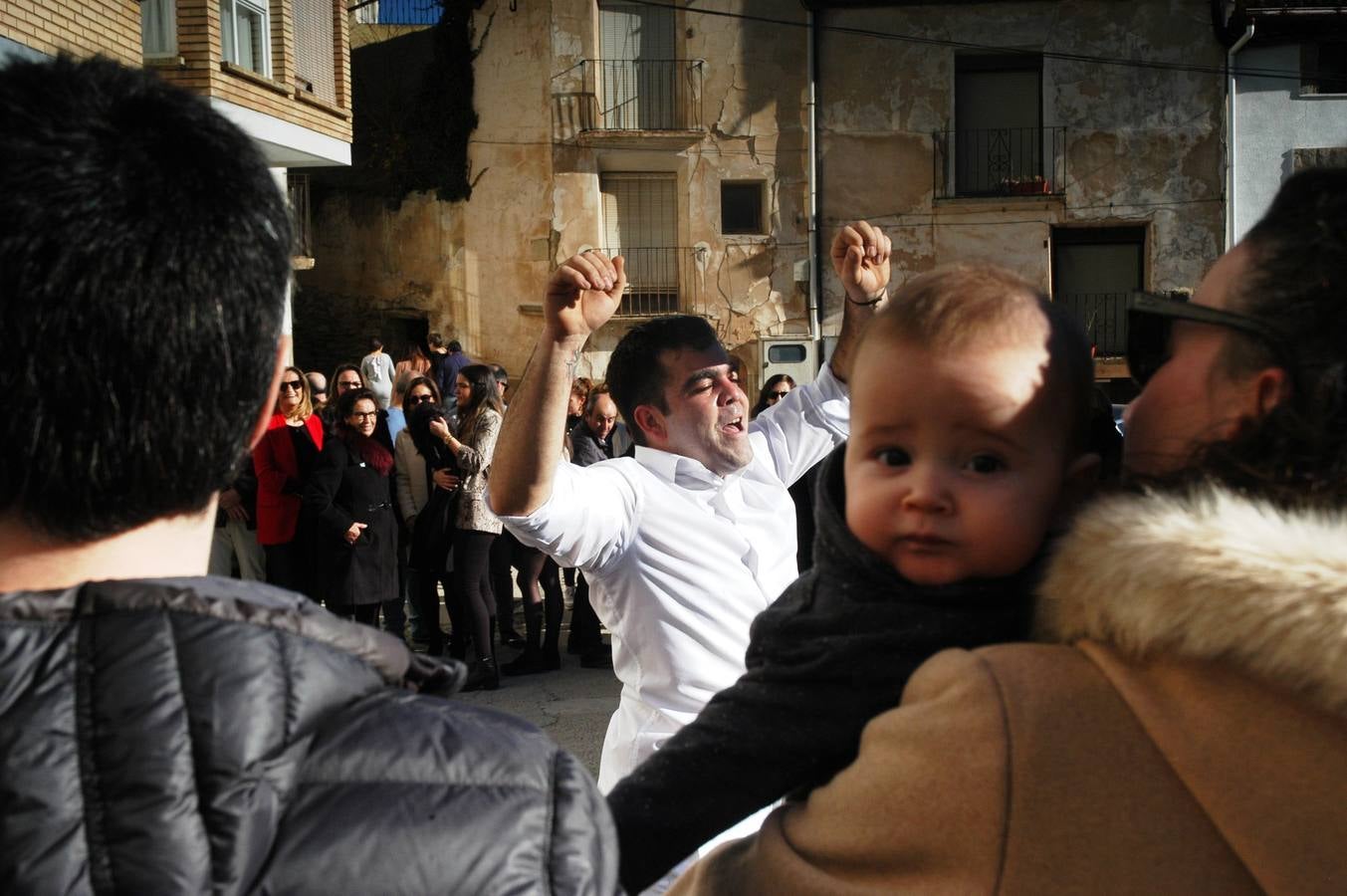 Baile a cargo del mayordomo de los Hermanos del Niños, Gonzalo Pérez Jiménez.