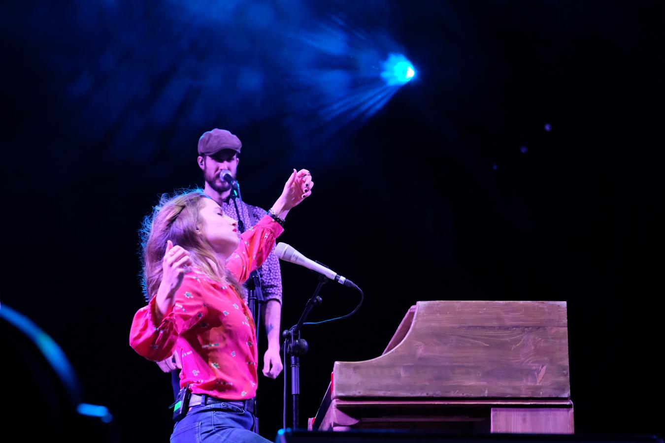 Malú mostró toda su energía en el Palacio de los Deportes.