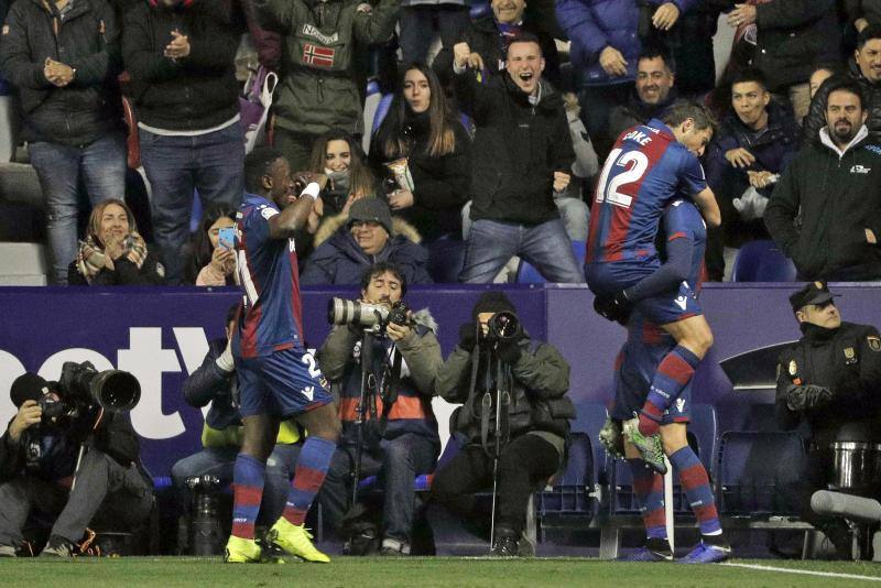 Fotos: Las mejores imágenes del Levante-Barça