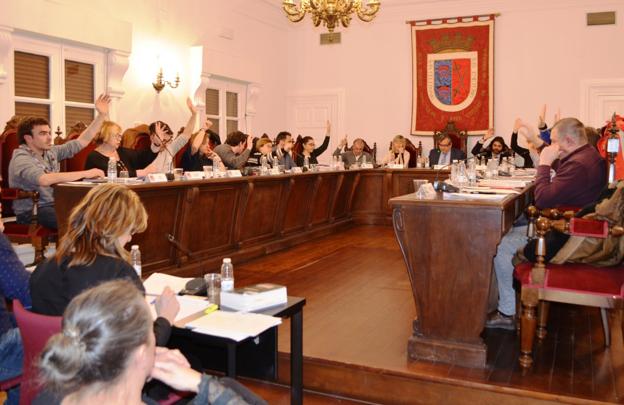 Pleno del Ayuntamiento de Calahorra. :: i. álvarez