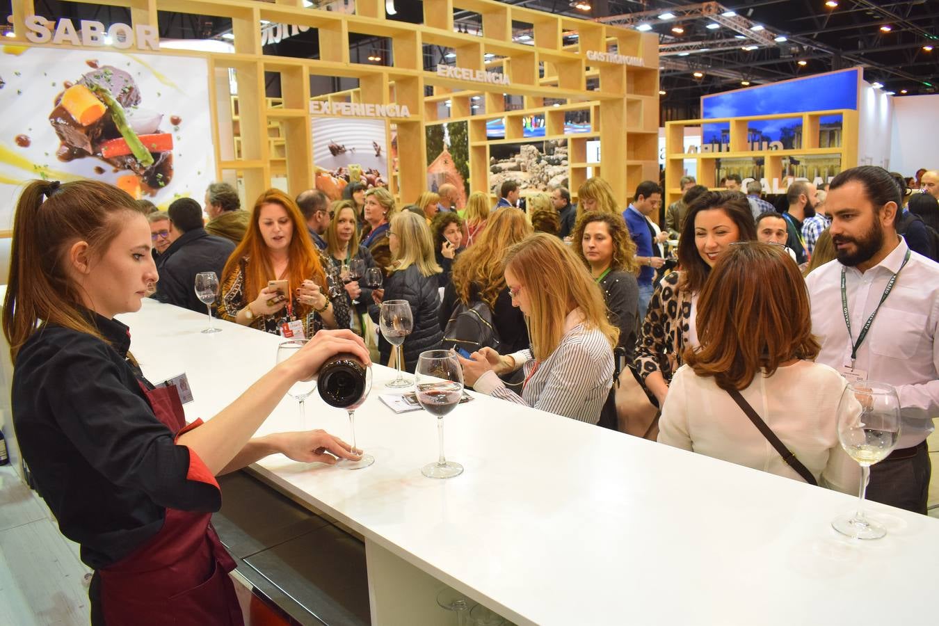 Fotos: La Rioja en Fitur. Día 1