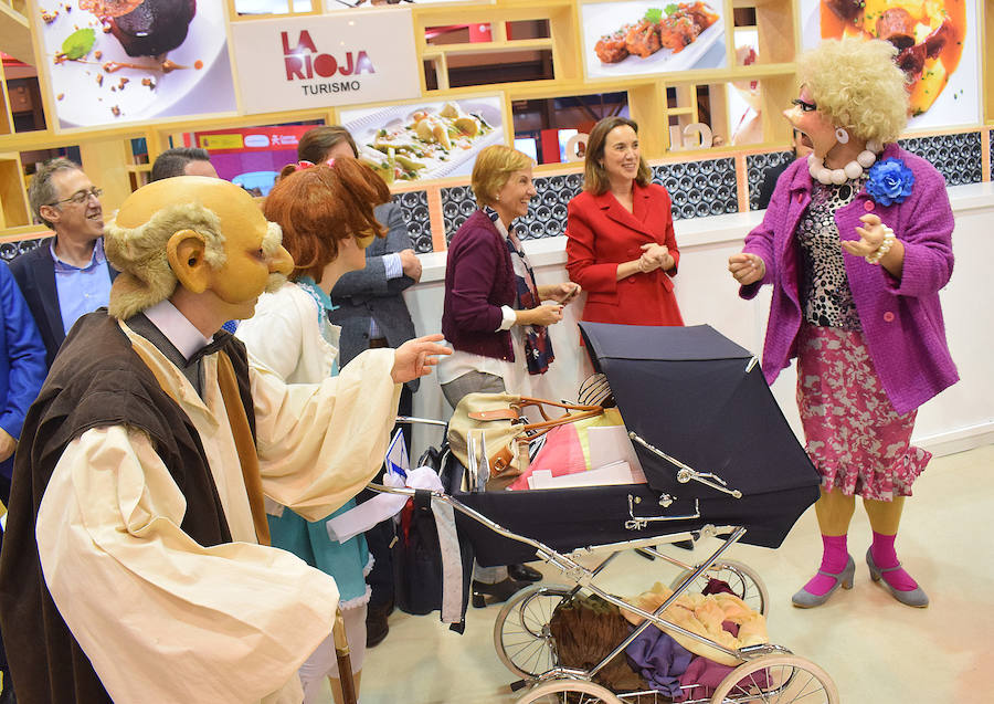 Viniegra de Arriba y Viniegra de Abajo tuvieron su protagonismo por sus distinciones de pueblos más bonitos y el Cooking Team realizó una demostración en este tercer día