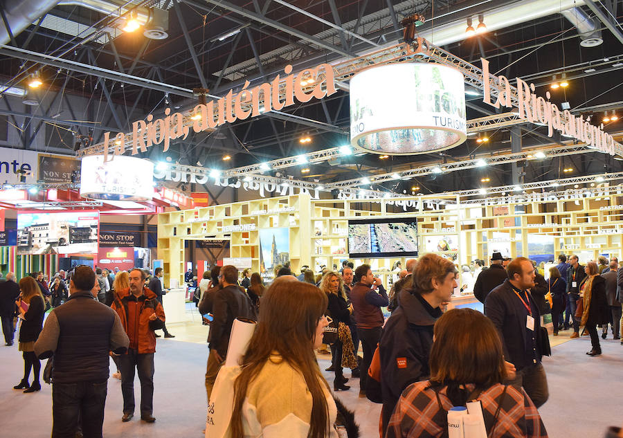 Viniegra de Arriba y Viniegra de Abajo tuvieron su protagonismo por sus distinciones de pueblos más bonitos y el Cooking Team realizó una demostración en este tercer día