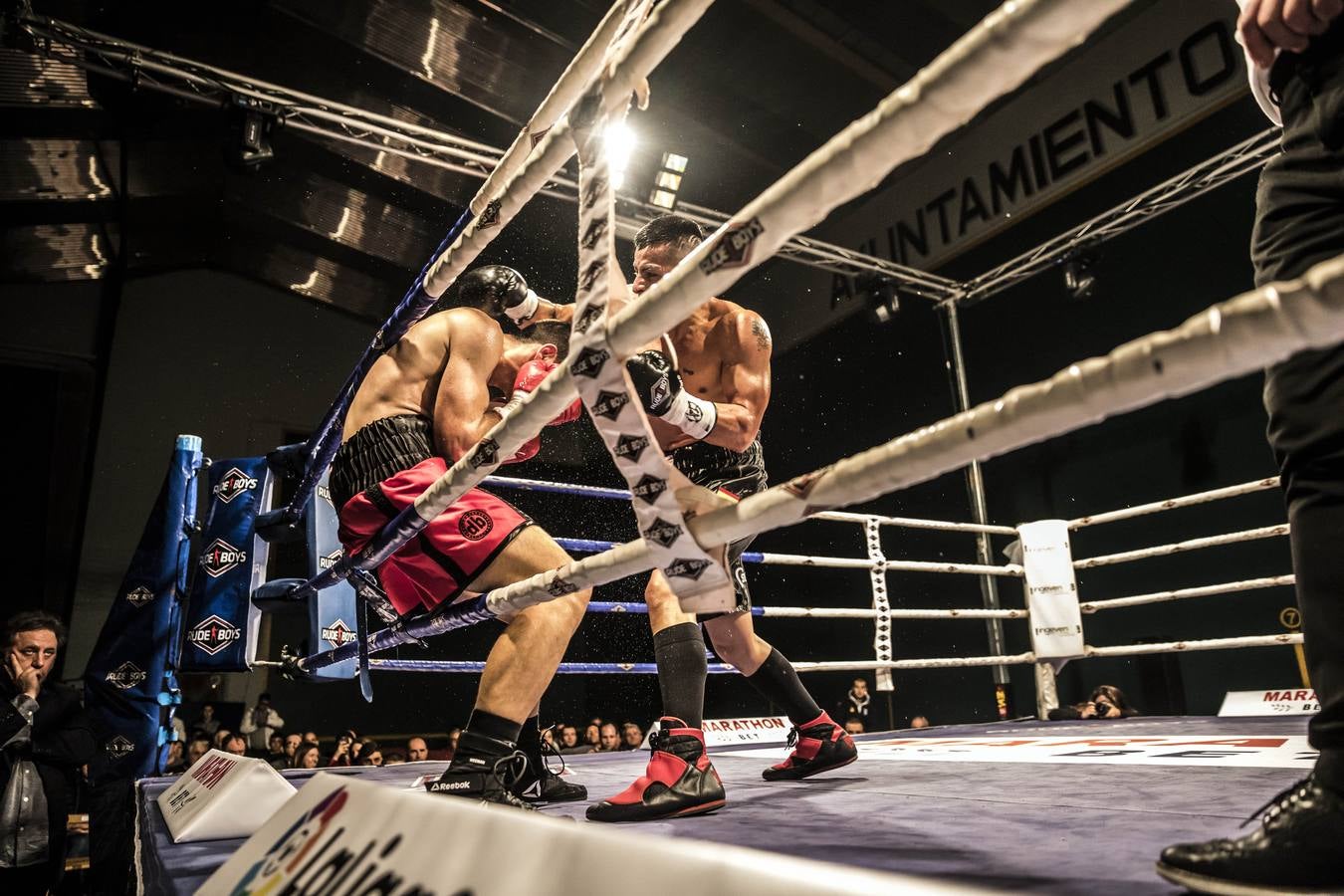 Los equipos Euskobox Green (País Vasco) y Guerreros del Bronx (Galicia) han empatado de nuevo en esta quinta jornada de la segunda vuelta de la 'Liga Marathonbet' gracias a las cuatro victorias que consiguió cada equipo este sábado en Logroño