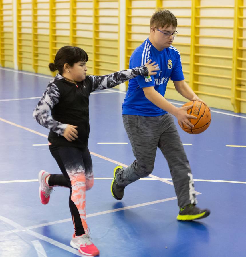 El Basket Down Rioja cuenta con dos equipos en los que se mezclan jugadores con y sin discapacidad