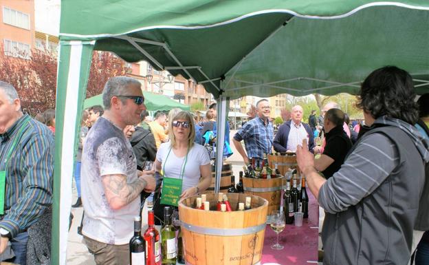 La peña Juventud invita a su 'Escaparate del Rioja' a una bodega de Rueda