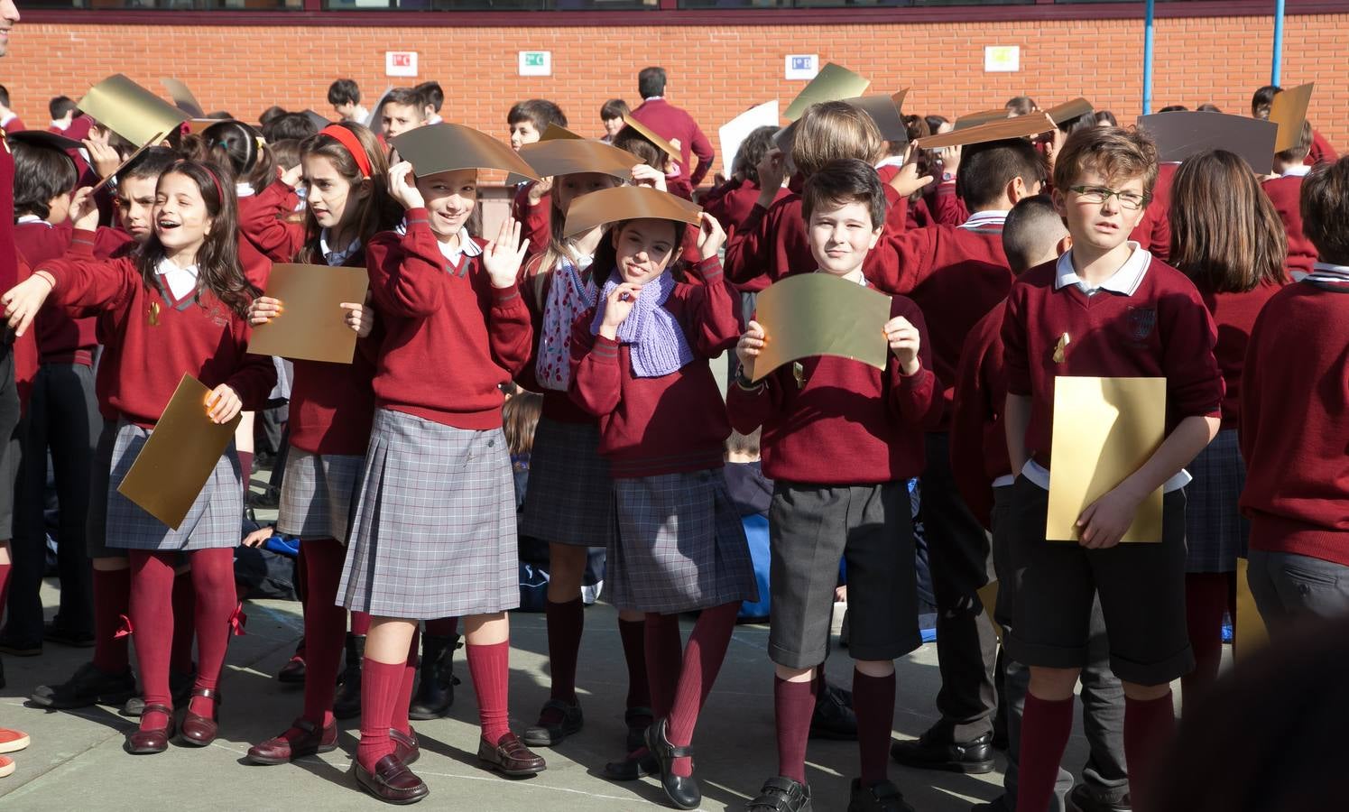 Fotos: Actos del Día Internacional del Cáncer Infantil en Jesuítas de Logroño