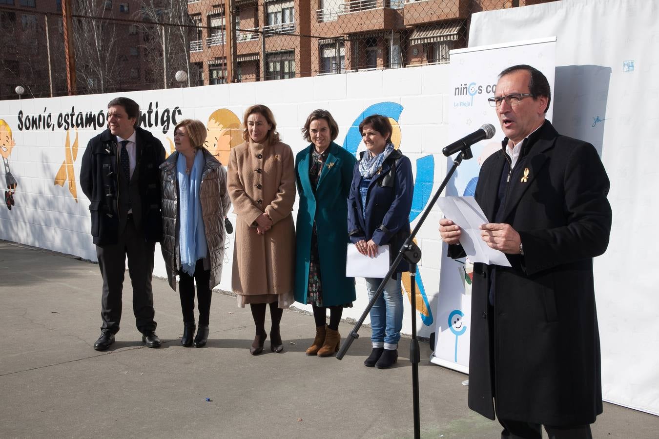 Fotos: Actos del Día Internacional del Cáncer Infantil en Jesuítas de Logroño