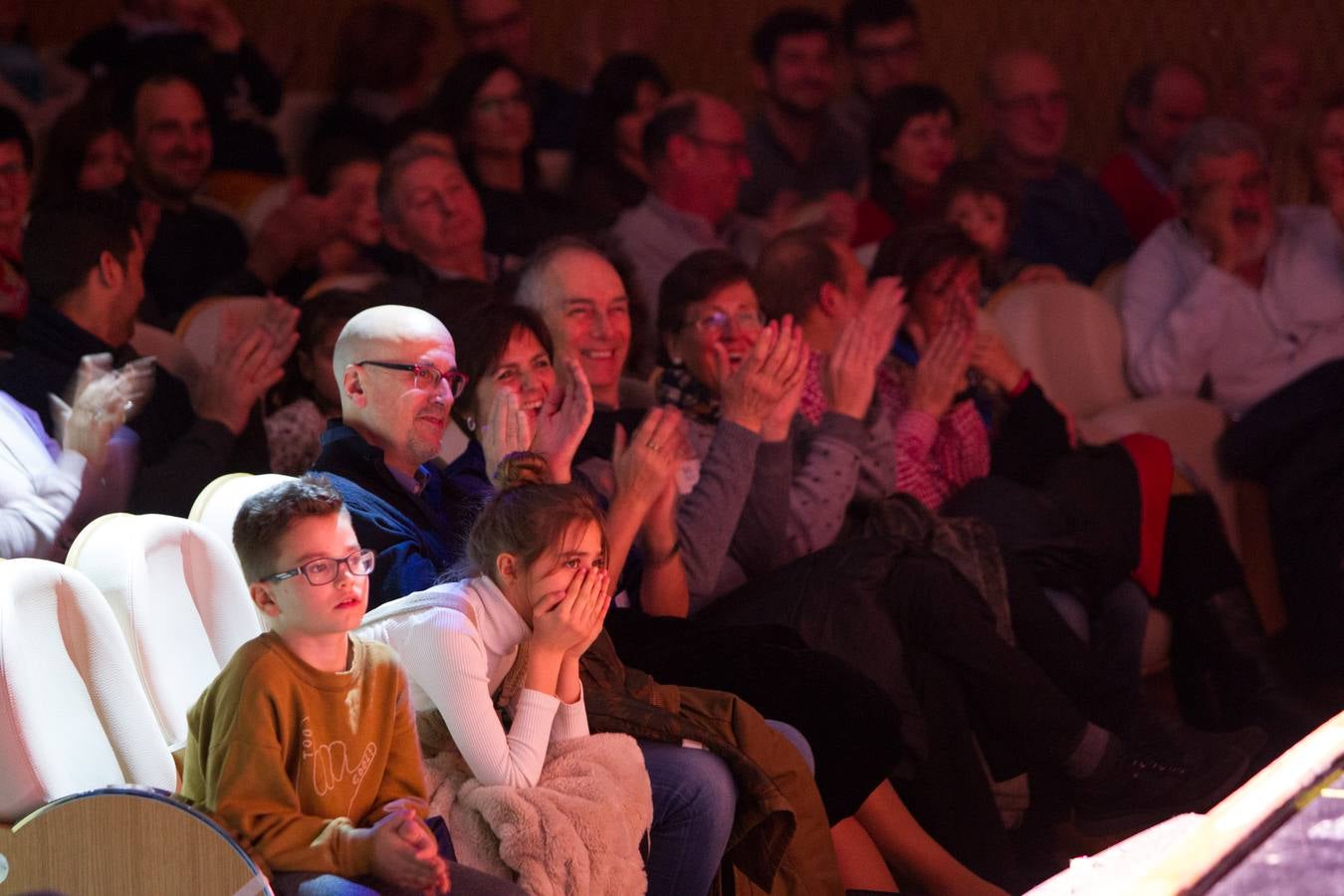 Divertida gala a favor de la asociación Faro.