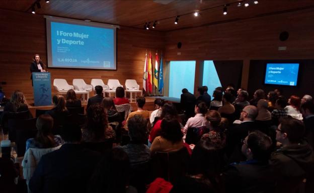 Sigue en directo el 'I Foro Mujer y Deporte'