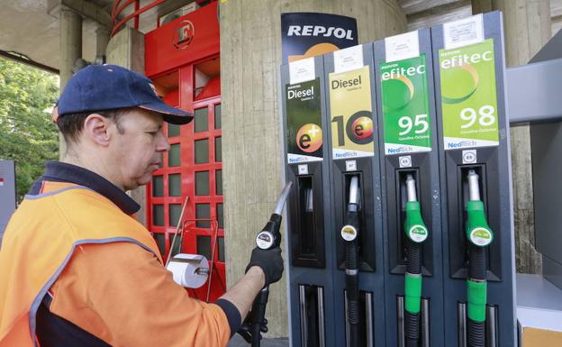 Una gasolinera.