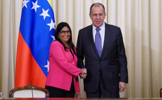 Lavrov (d) y Rodríguez. 