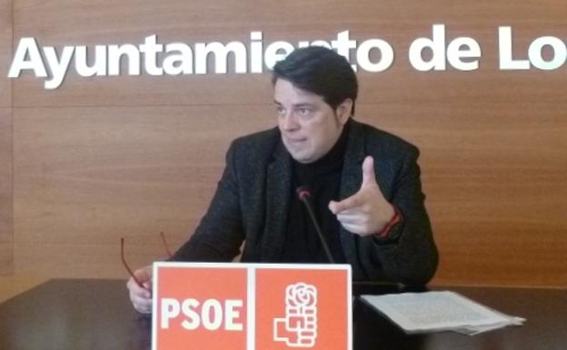 El PSOE denuncia el incumplimiento de la construcción de un polideportivo en Siete Infantes