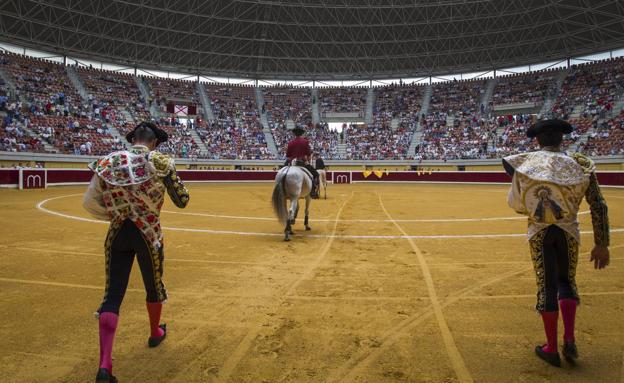 Imagen de la plaza de toros de Logroño. 